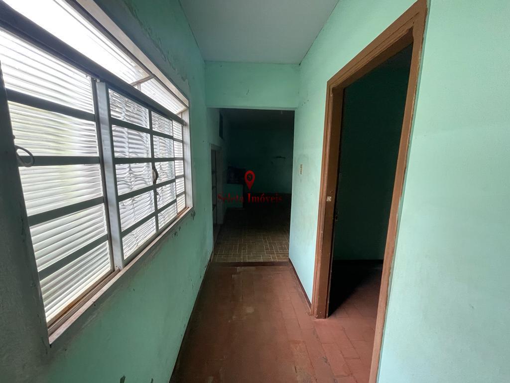 Casa à venda com 3 quartos, 180m² - Foto 8