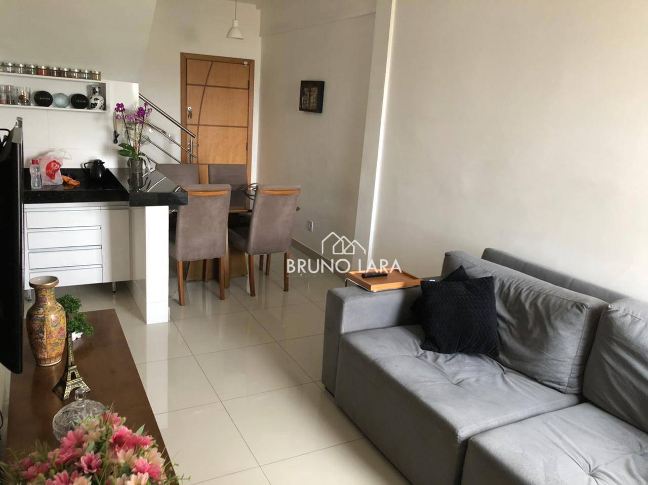 Apartamento à venda com 3 quartos, 100m² - Foto 4