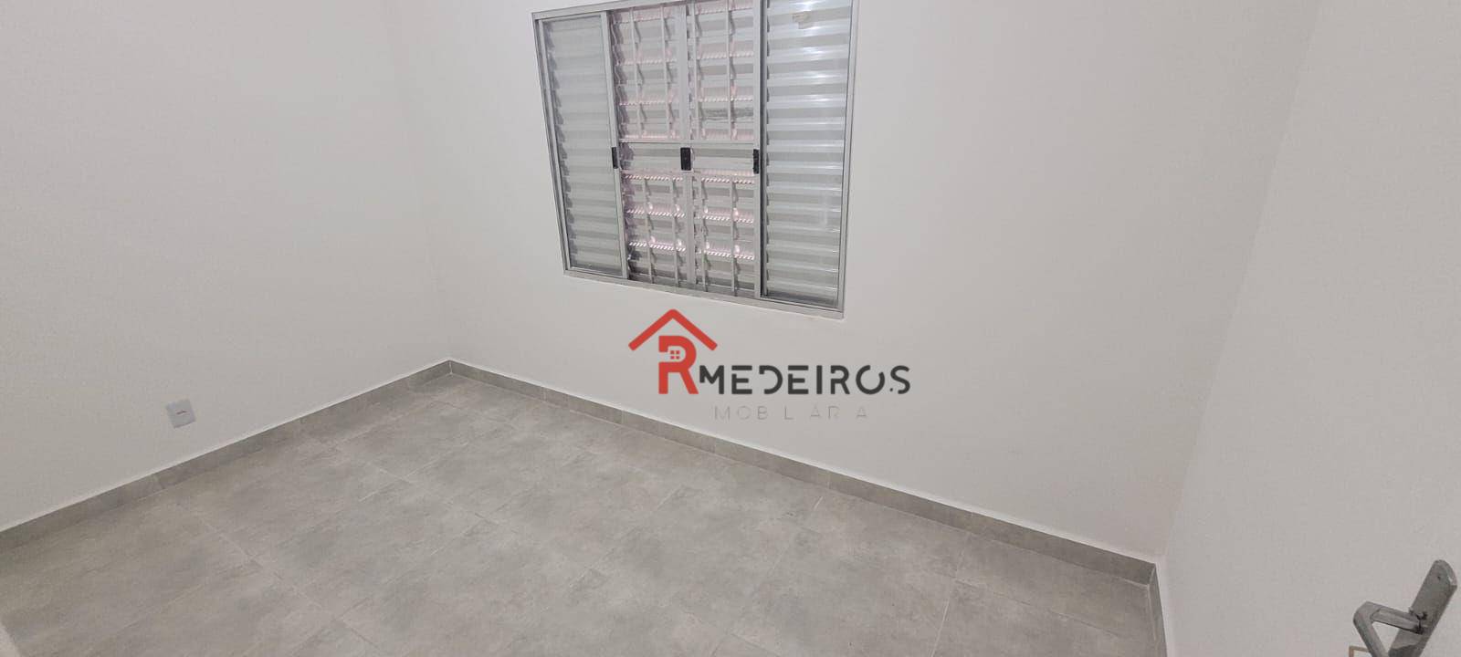 Casa à venda com 2 quartos, 60M2 - Foto 12