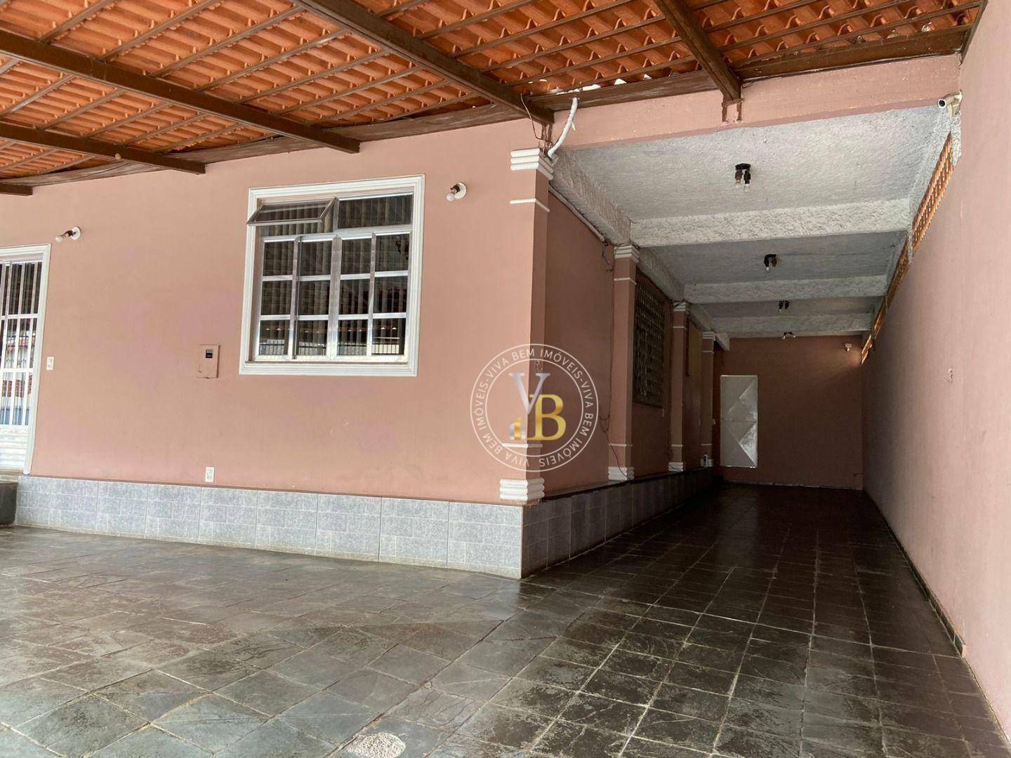 Casa para alugar com 3 quartos, 196m² - Foto 3