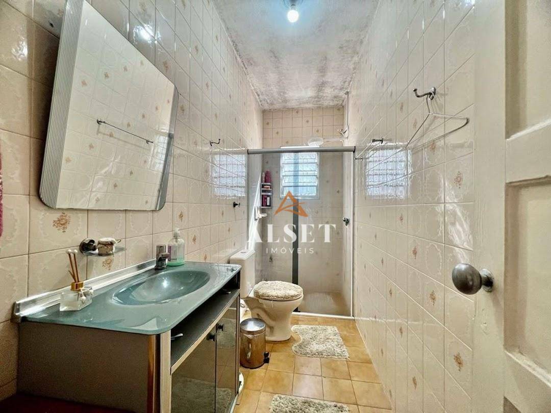 Casa à venda com 2 quartos, 147m² - Foto 3