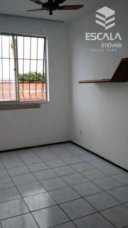 Apartamento para alugar com 2 quartos, 70m² - Foto 2