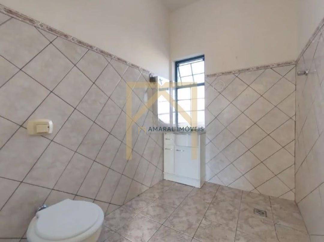 Casa para alugar com 3 quartos, 163m² - Foto 10