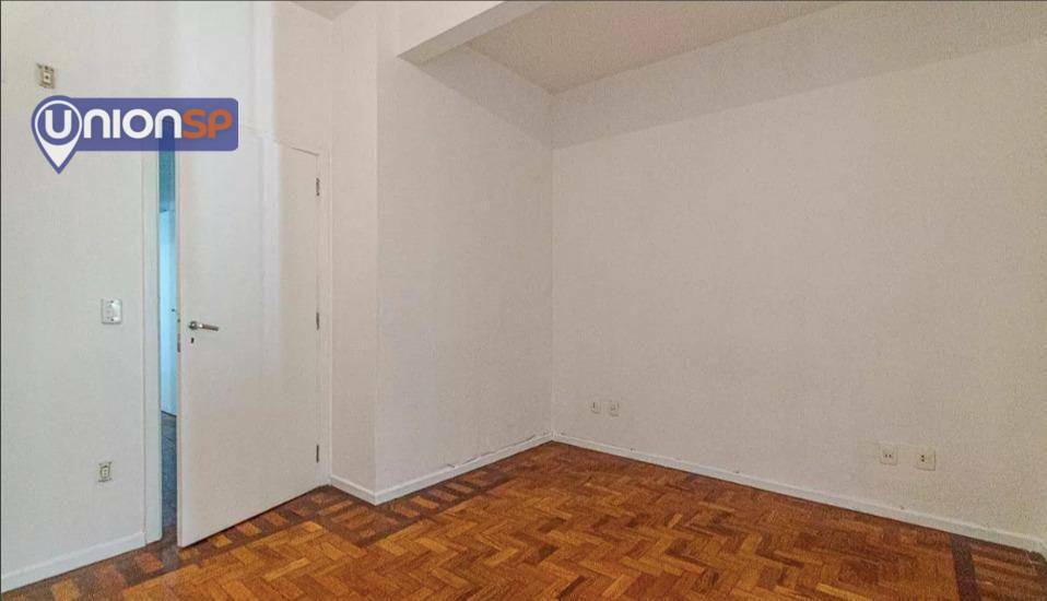 Apartamento à venda com 3 quartos, 150m² - Foto 9