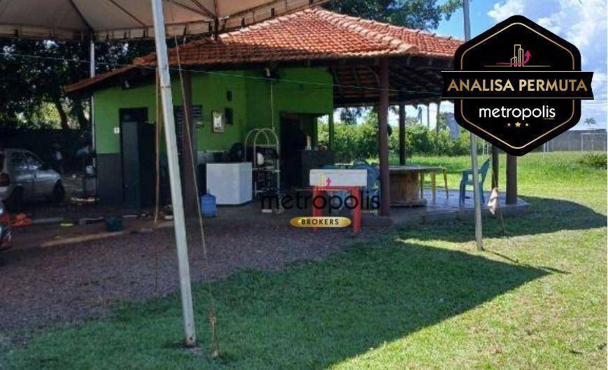 Chácara, 3 quartos, 3800 m² - Foto 1