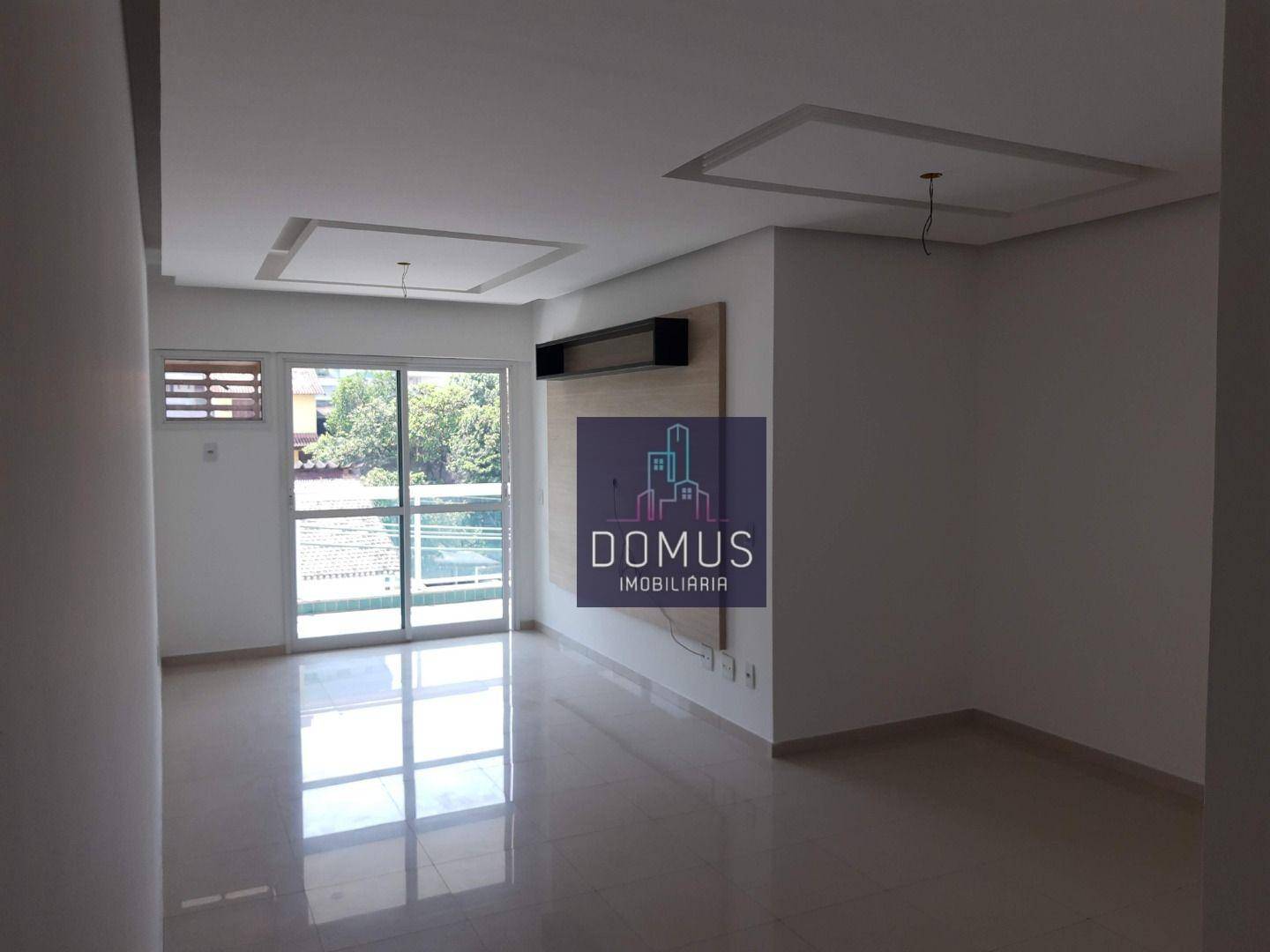 Apartamento à venda com 4 quartos, 111m² - Foto 1