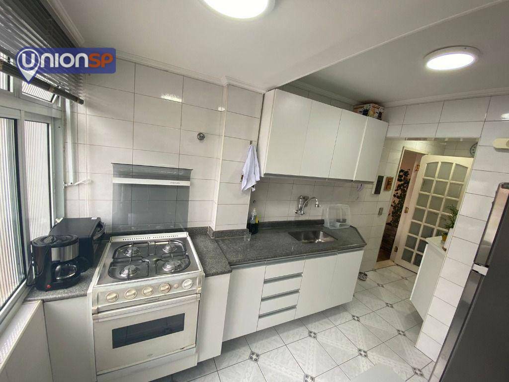 Apartamento à venda com 2 quartos, 60m² - Foto 18