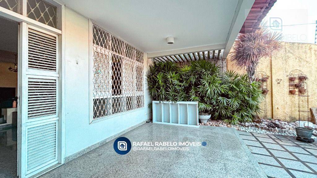 Casa, 3 quartos, 244 m² - Foto 4