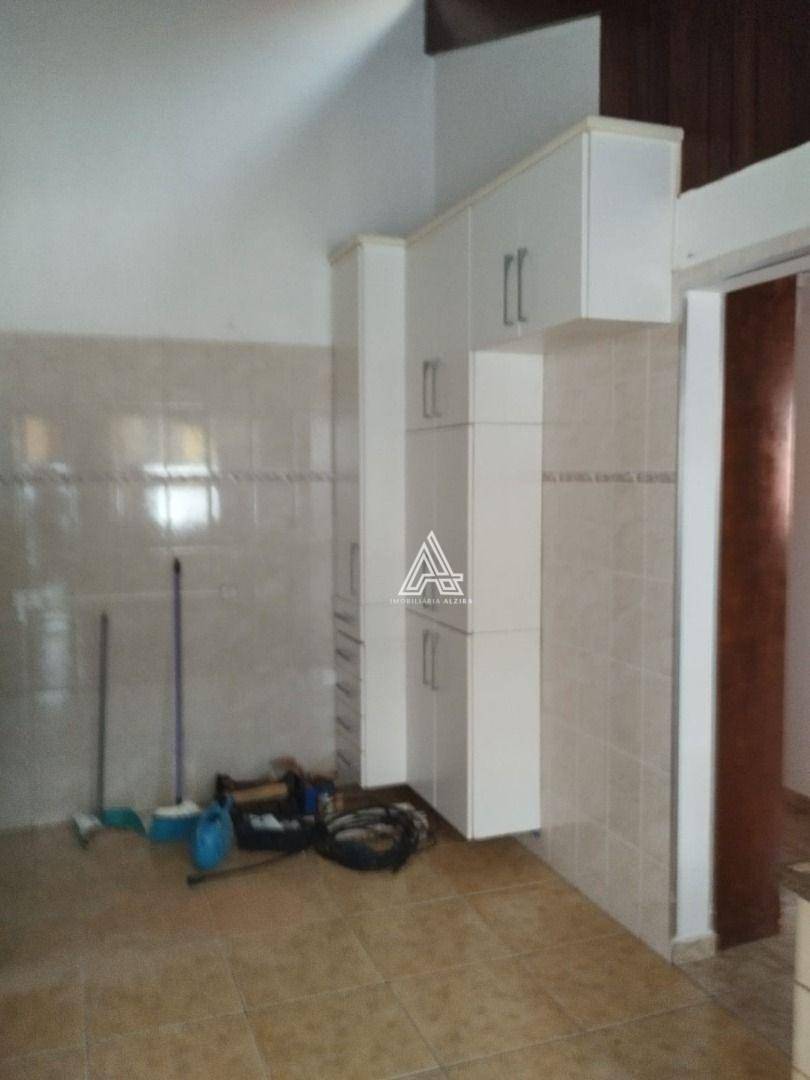 Casa para alugar com 1 quarto, 70m² - Foto 12