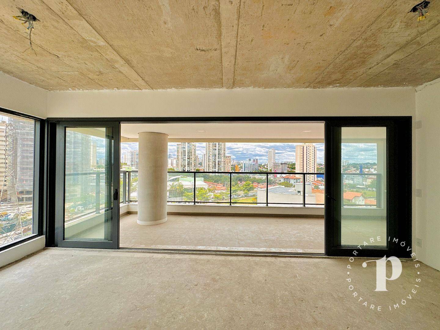 Apartamento à venda com 3 quartos, 151m² - Foto 2