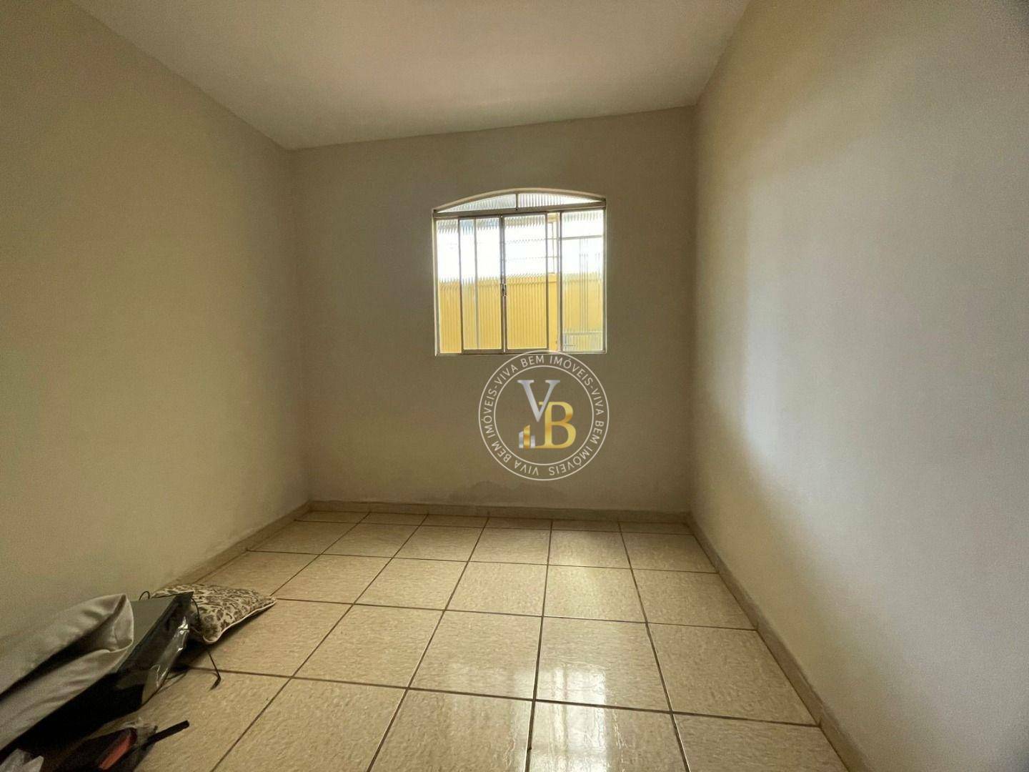 Casa à venda com 4 quartos, 240m² - Foto 11