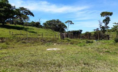 Fazenda à venda com 2 quartos, 210000m² - Foto 17