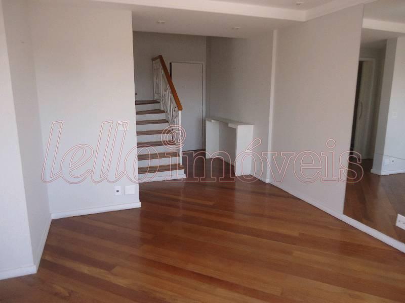 Apartamento para alugar com 3 quartos, 180m² - Foto 2