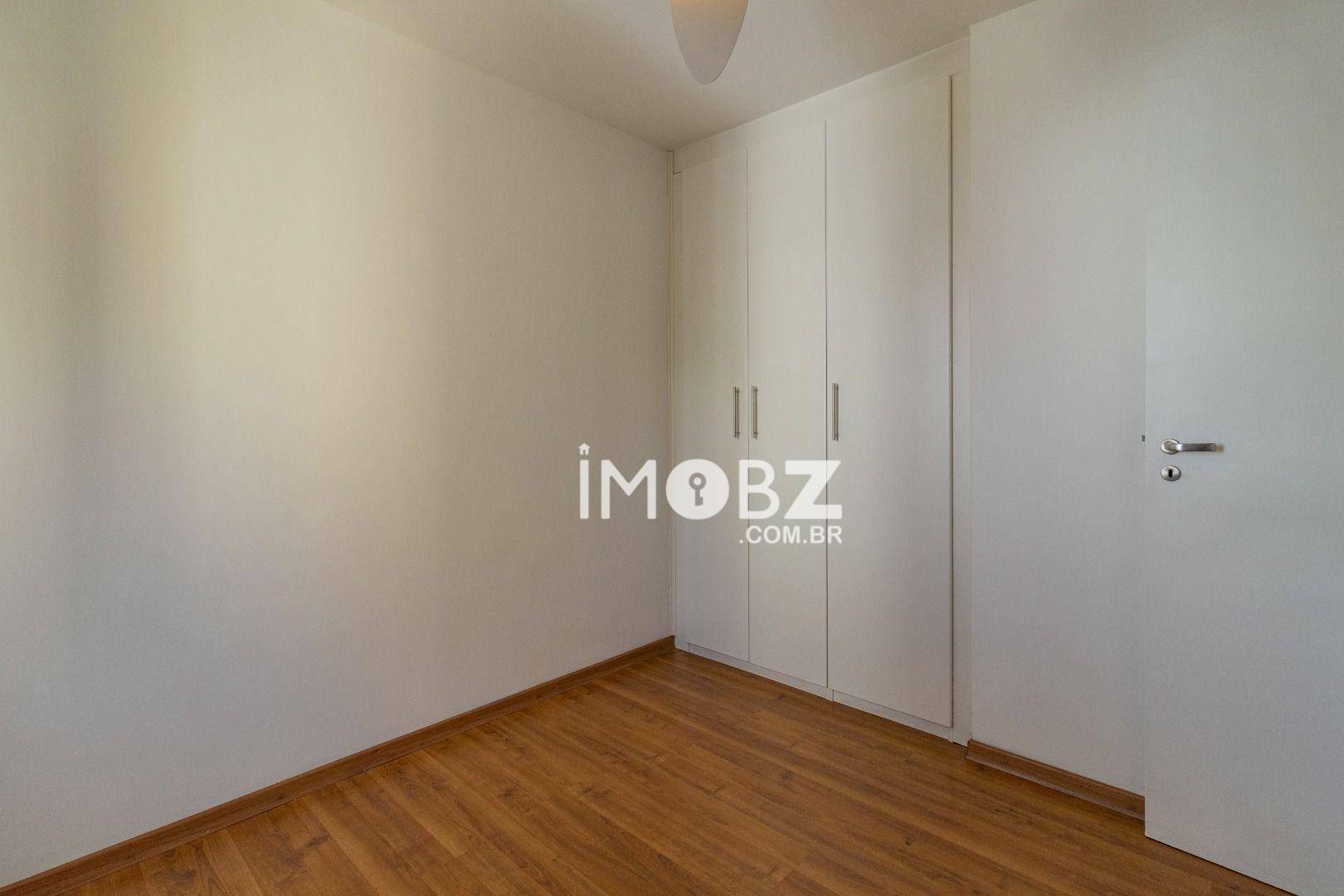 Apartamento à venda com 3 quartos, 107m² - Foto 13