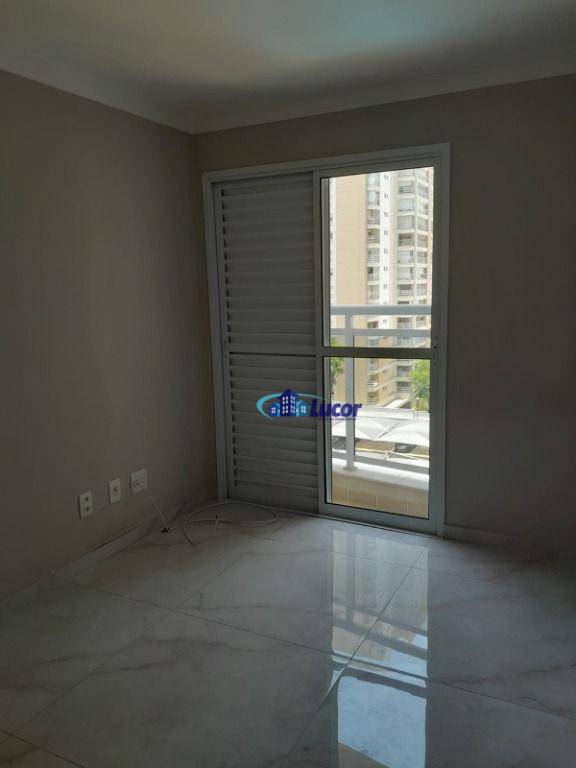 Apartamento para alugar com 3 quartos, 83m² - Foto 7