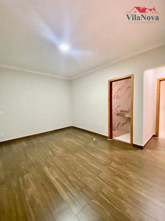 Casa à venda e aluguel com 2 quartos, 140m² - Foto 2