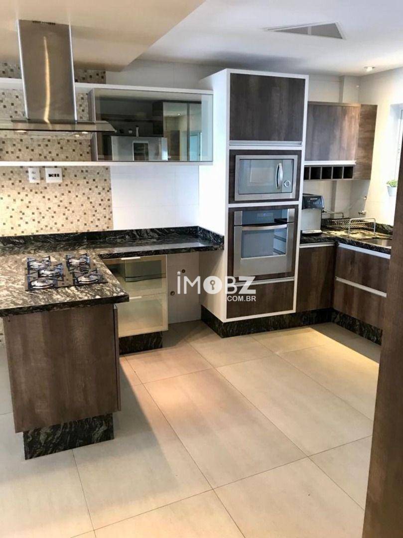 Apartamento à venda com 4 quartos, 211m² - Foto 8