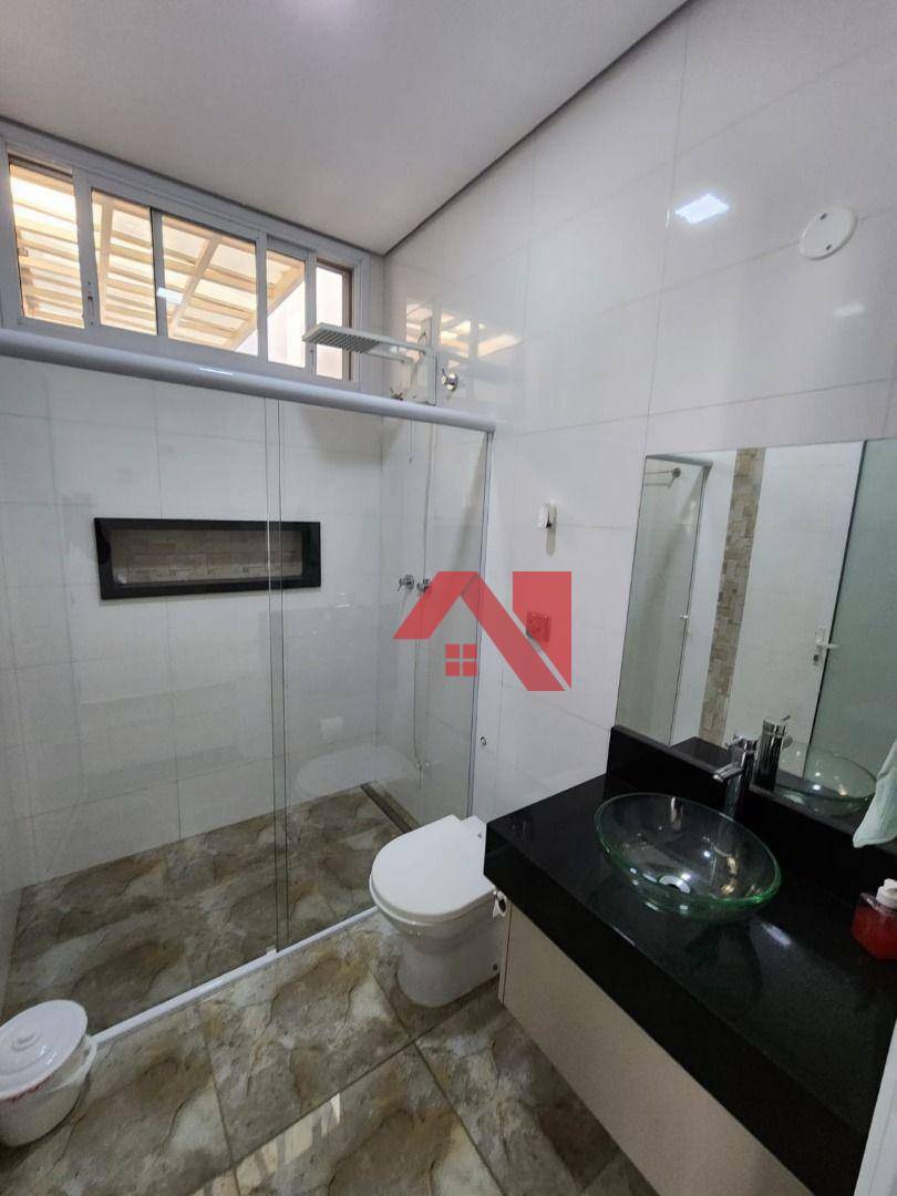 Sobrado à venda com 4 quartos, 240m² - Foto 22