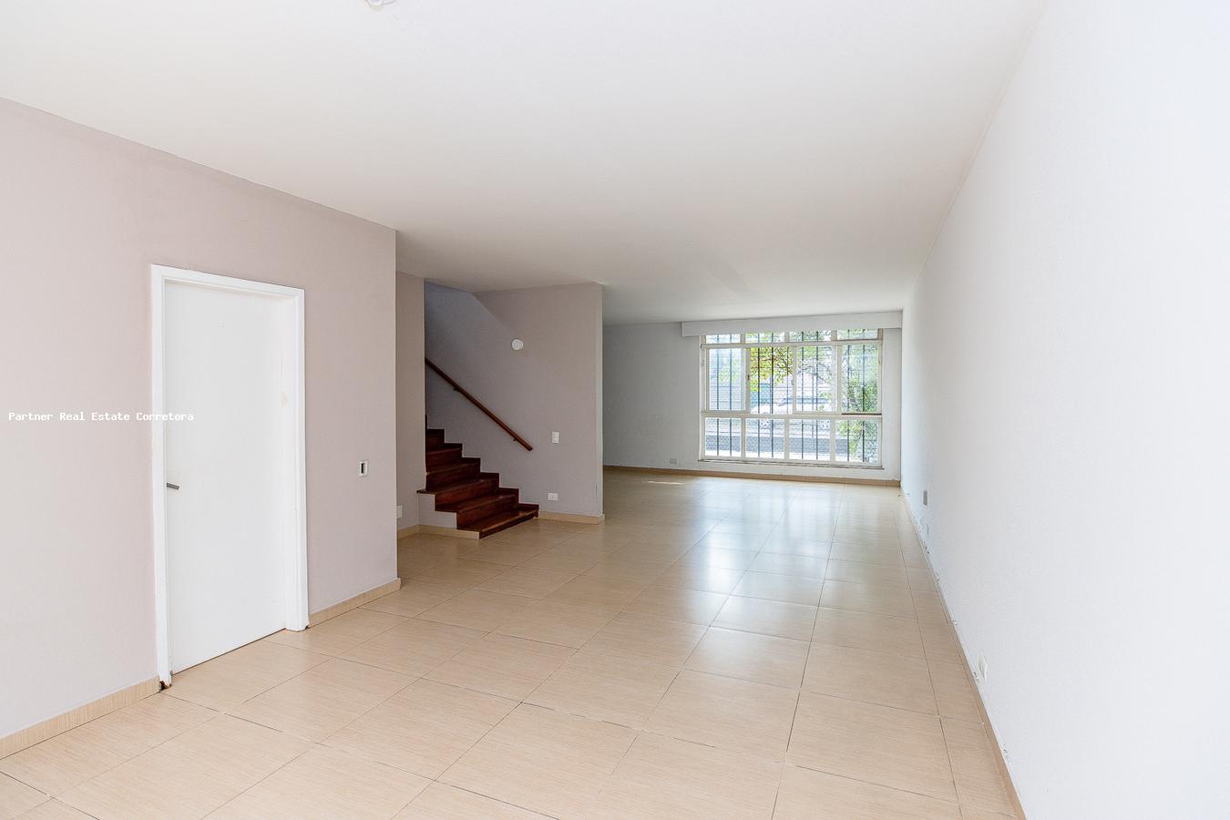 Casa à venda com 3 quartos, 225m² - Foto 24