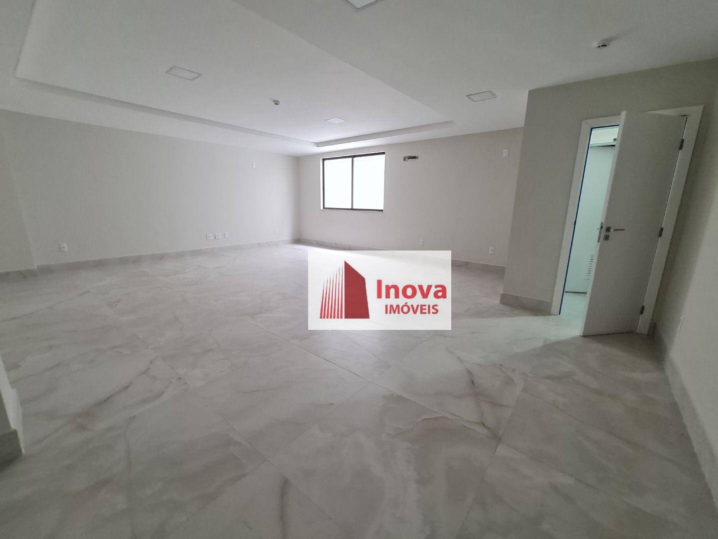 Apartamento à venda com 4 quartos, 225m² - Foto 40