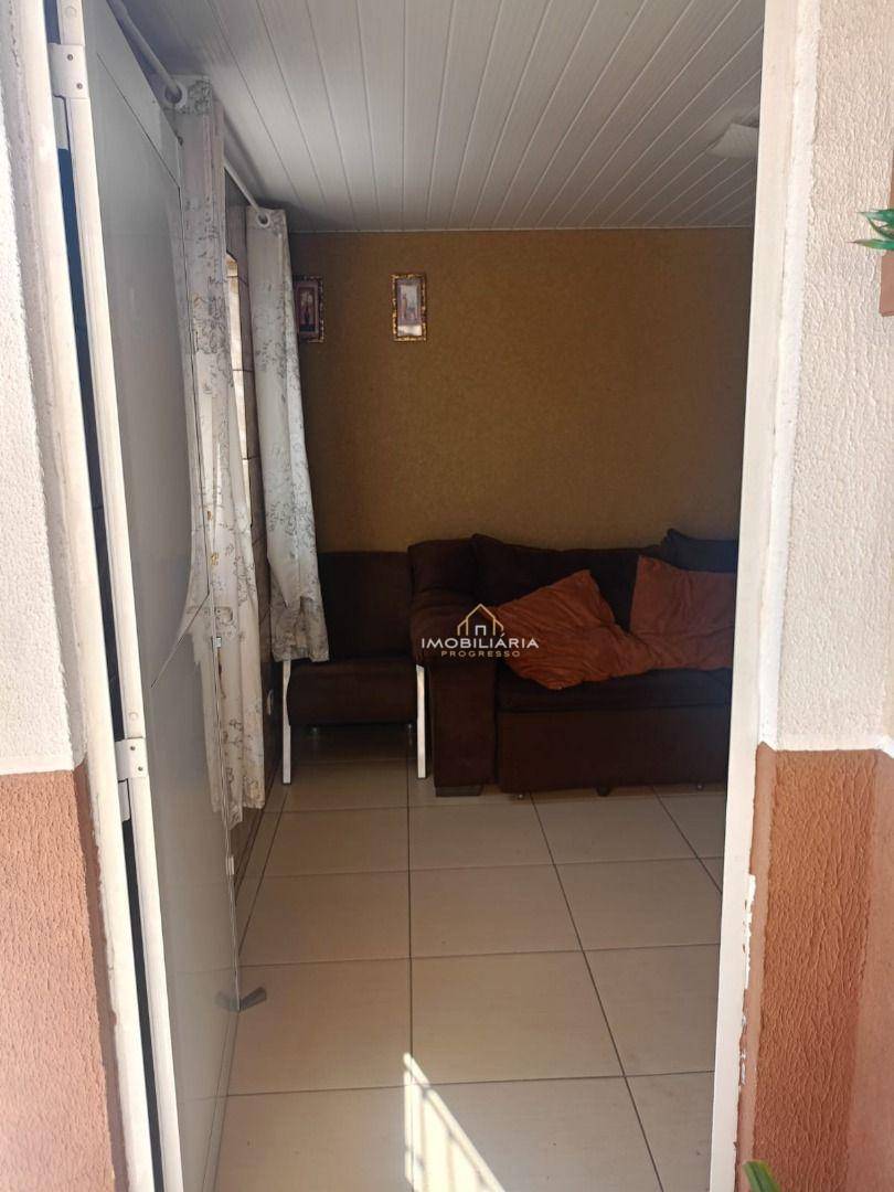 Casa à venda com 2 quartos, 75m² - Foto 15