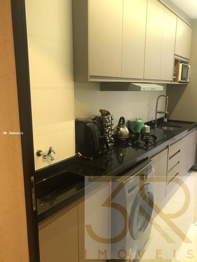 Apartamento para alugar com 2 quartos, 60m² - Foto 4