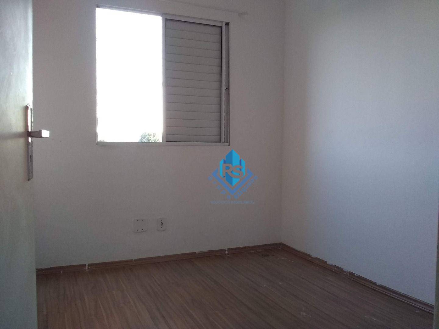 Apartamento à venda com 2 quartos, 42m² - Foto 5