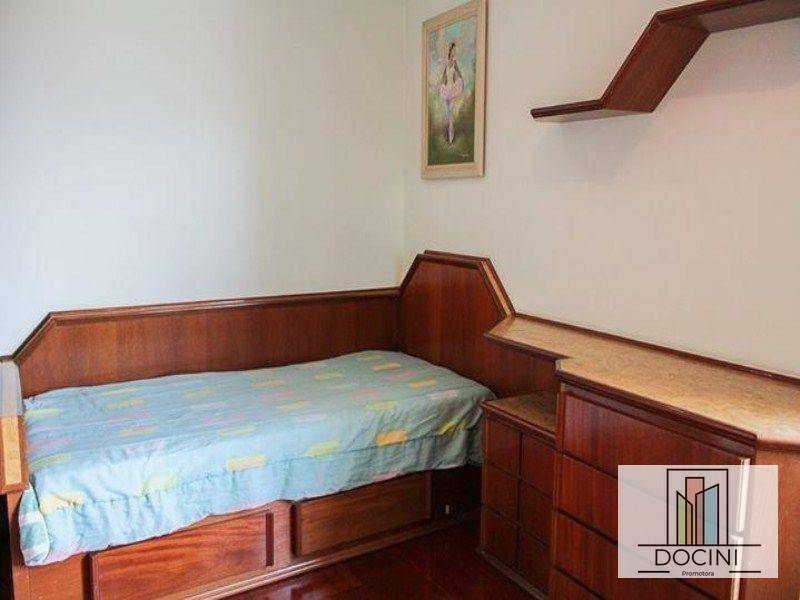 Sobrado à venda com 4 quartos, 309M2 - Foto 15