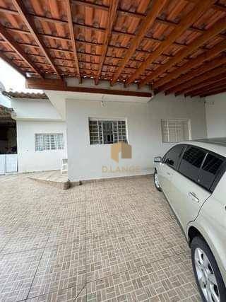 Casa à venda com 4 quartos, 210m² - Foto 24