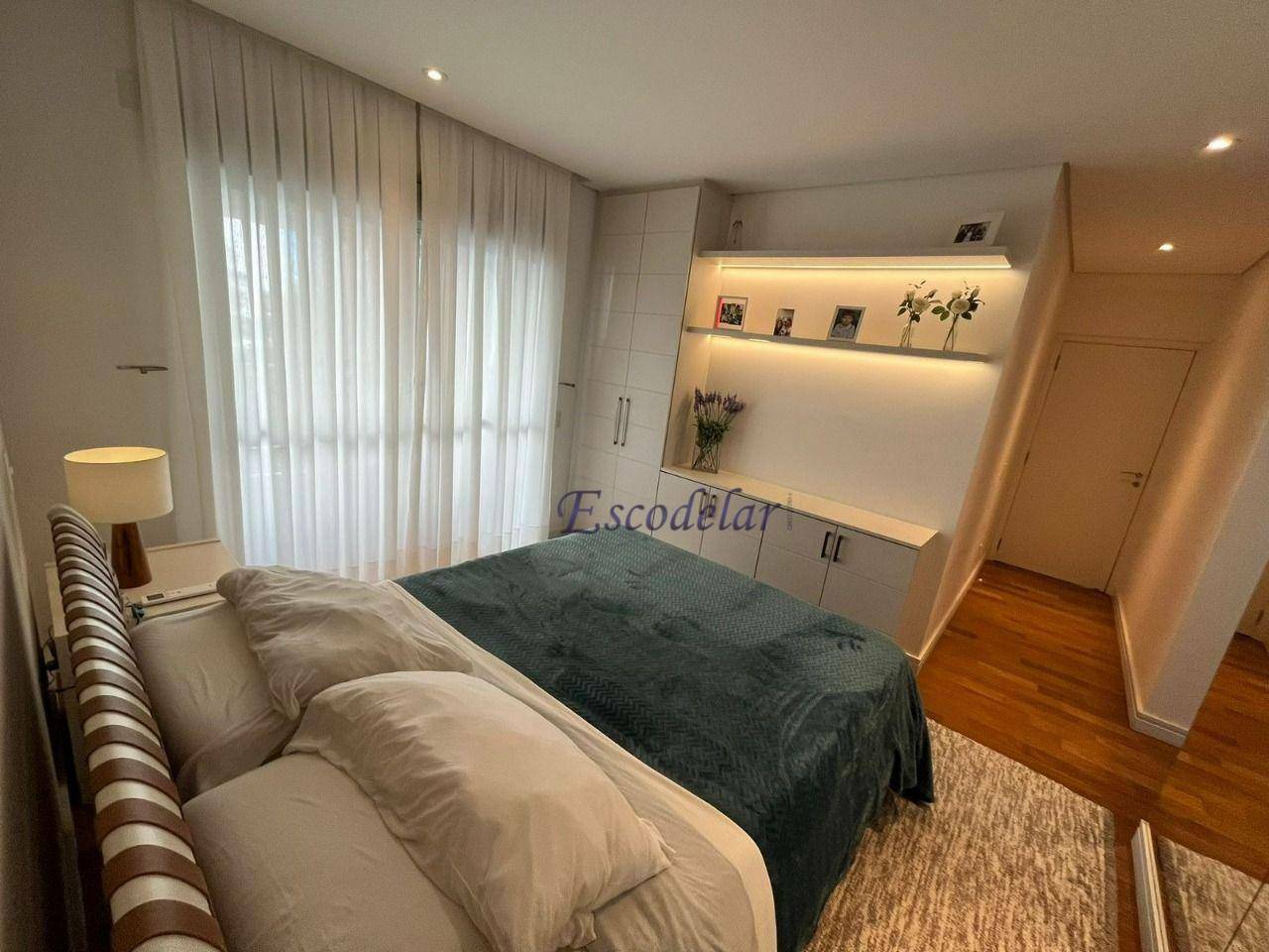 Apartamento à venda com 4 quartos, 220m² - Foto 19