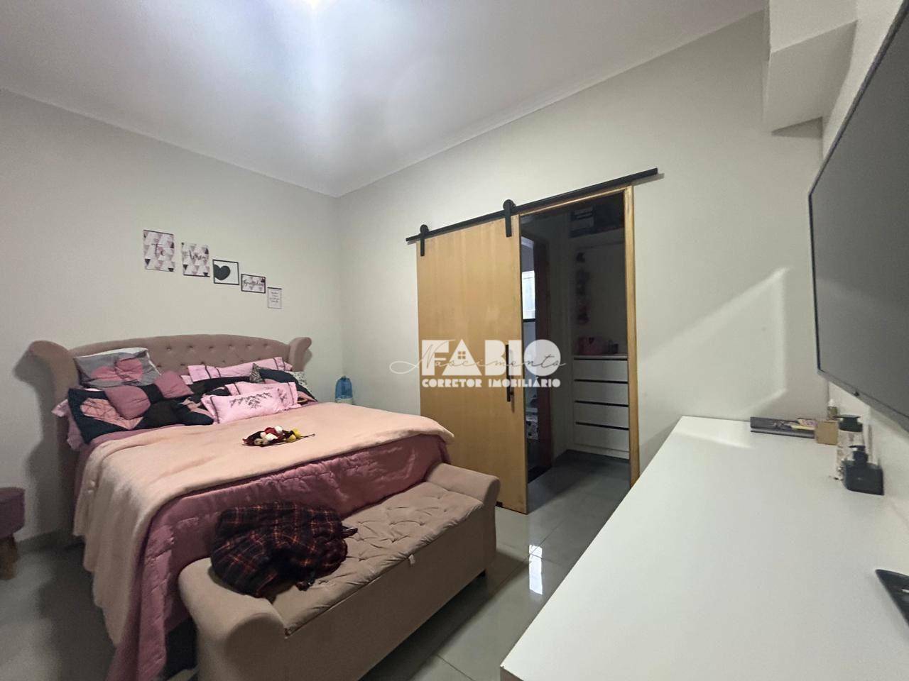 Casa à venda com 2 quartos, 150m² - Foto 13