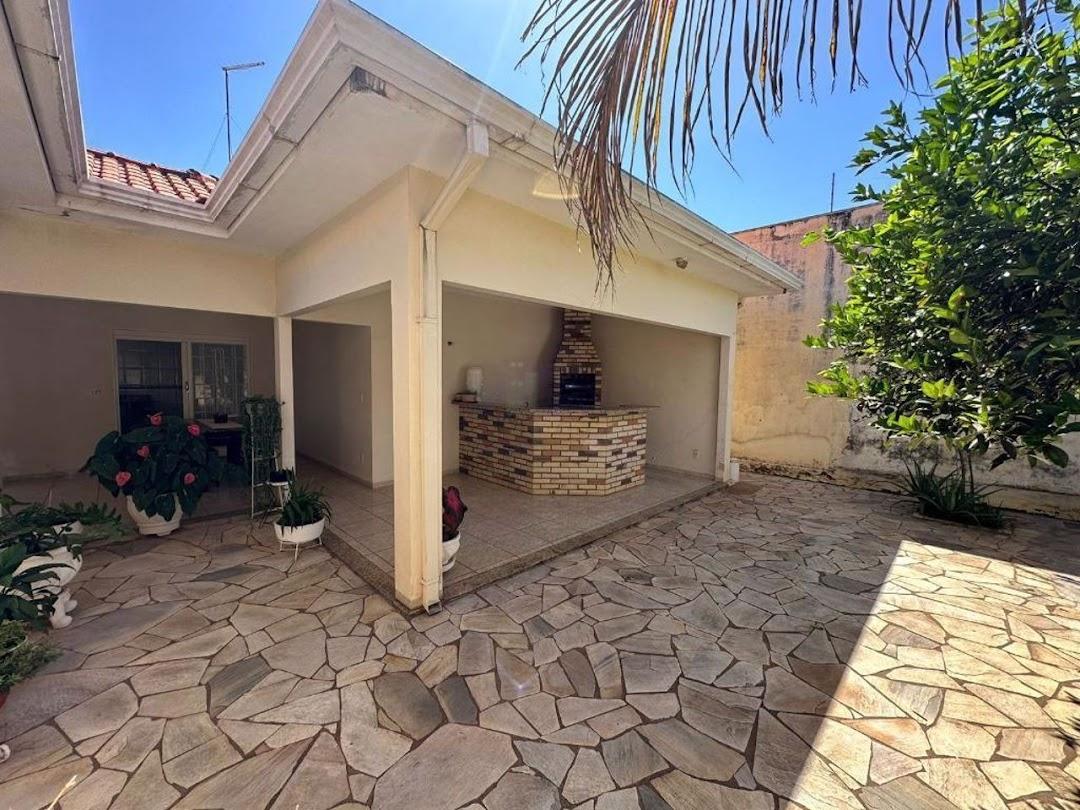 Casa à venda com 3 quartos, 234m² - Foto 13