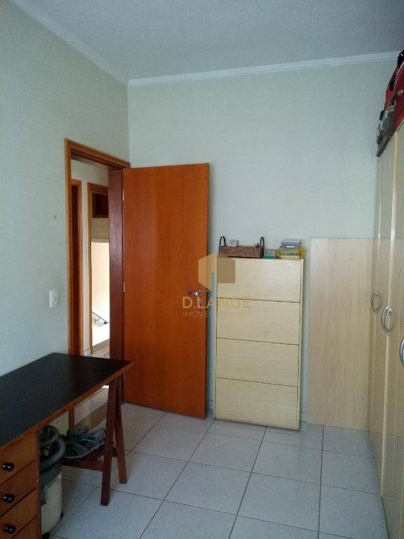 Casa à venda com 4 quartos, 210m² - Foto 9