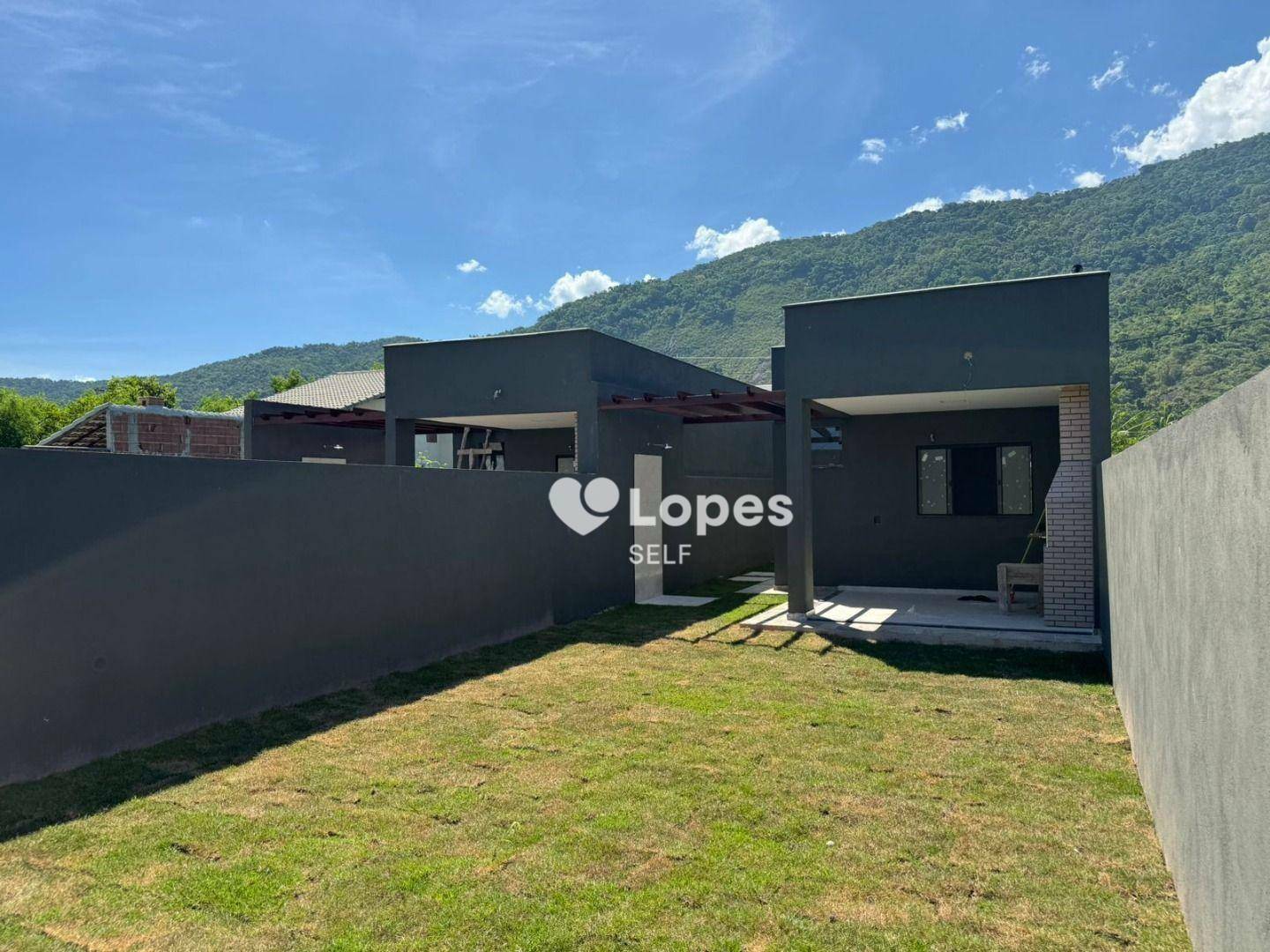 Casa à venda com 3 quartos, 94m² - Foto 2