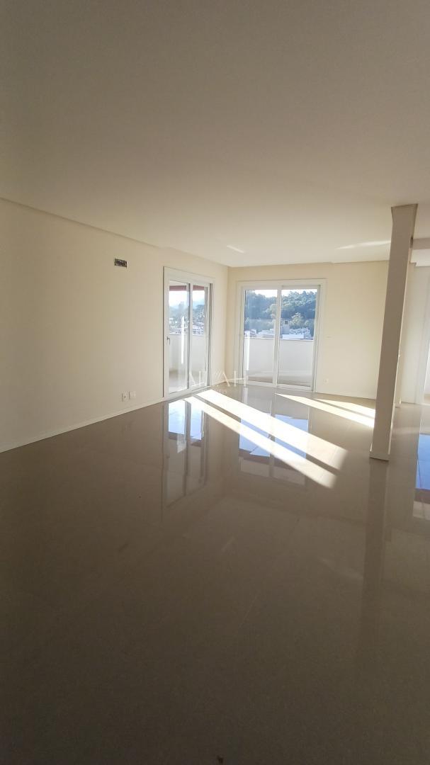 Apartamento à venda com 3 quartos, 123m² - Foto 3
