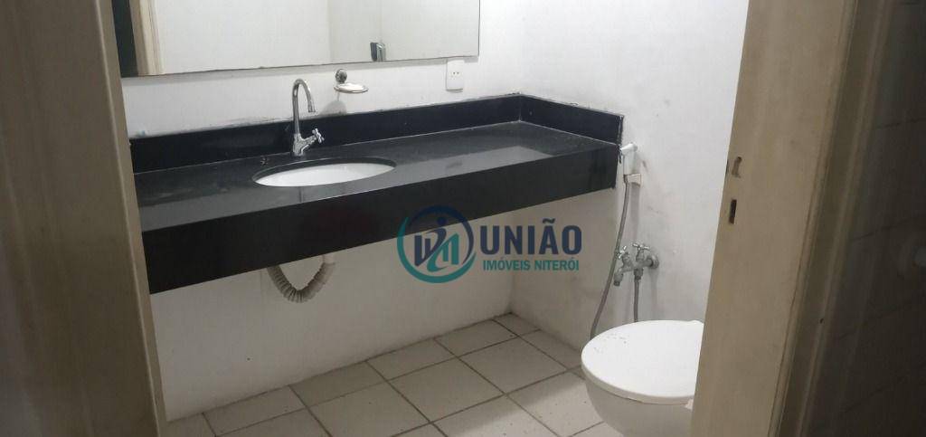 Casa de Condomínio à venda com 5 quartos, 250m² - Foto 6