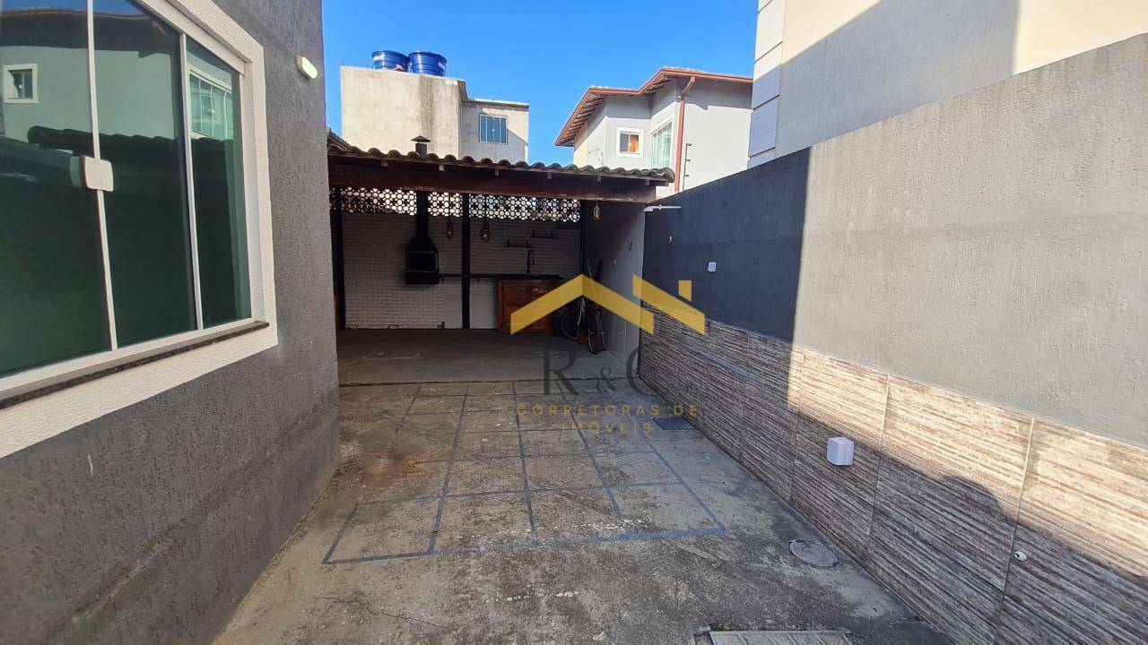 Casa à venda com 2 quartos, 80m² - Foto 3