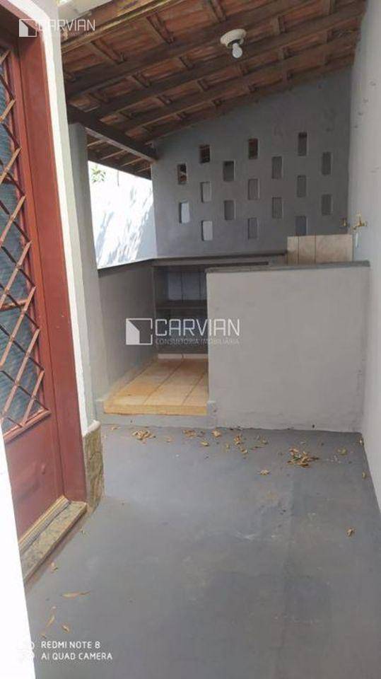 Casa à venda com 2 quartos, 107m² - Foto 9