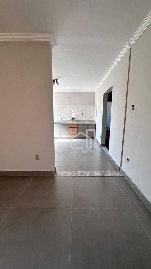 Apartamento à venda com 3 quartos, 103m² - Foto 1