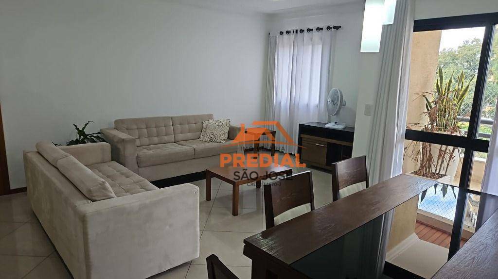 Apartamento à venda com 3 quartos, 125m² - Foto 2