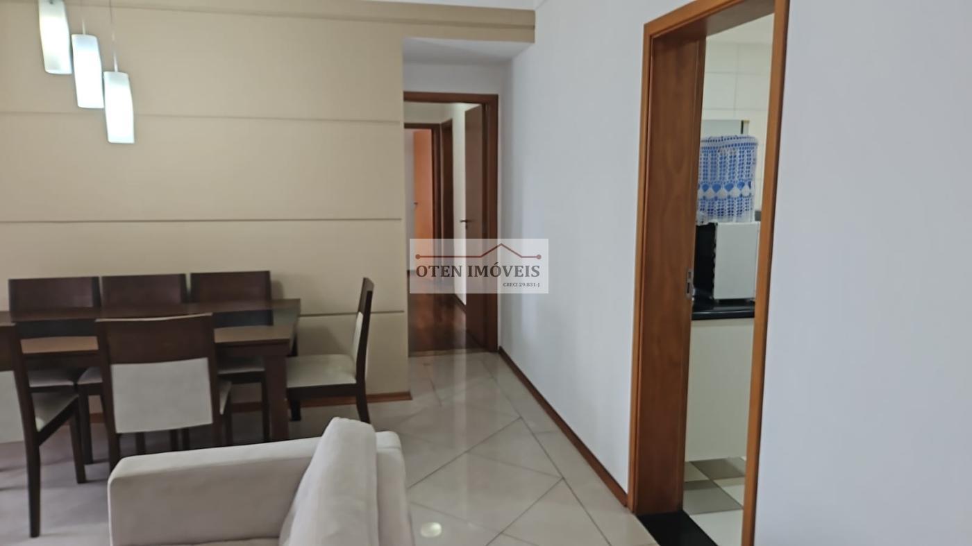 Apartamento à venda com 3 quartos, 125m² - Foto 2