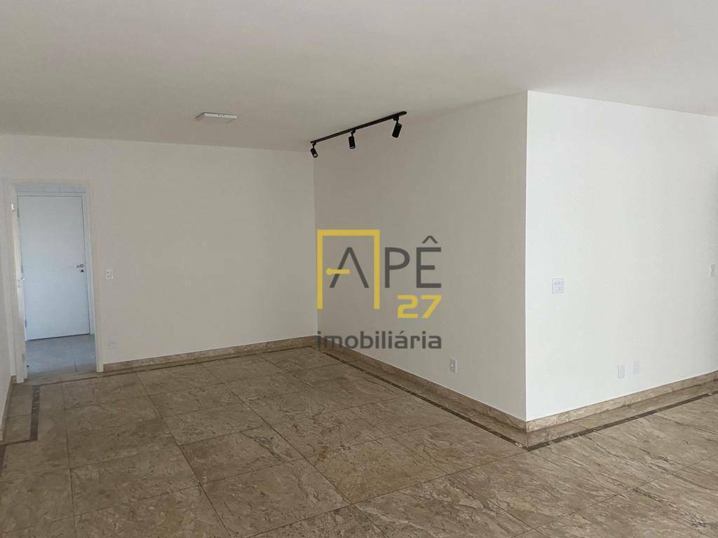 Apartamento para alugar com 3 quartos, 165m² - Foto 8