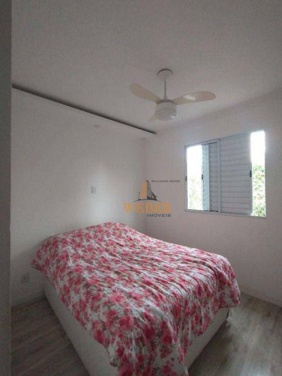 Apartamento à venda com 2 quartos, 46m² - Foto 3