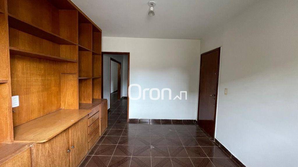 Casa à venda com 4 quartos, 200m² - Foto 8