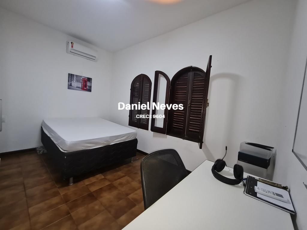 Casa à venda com 4 quartos, 309m² - Foto 30