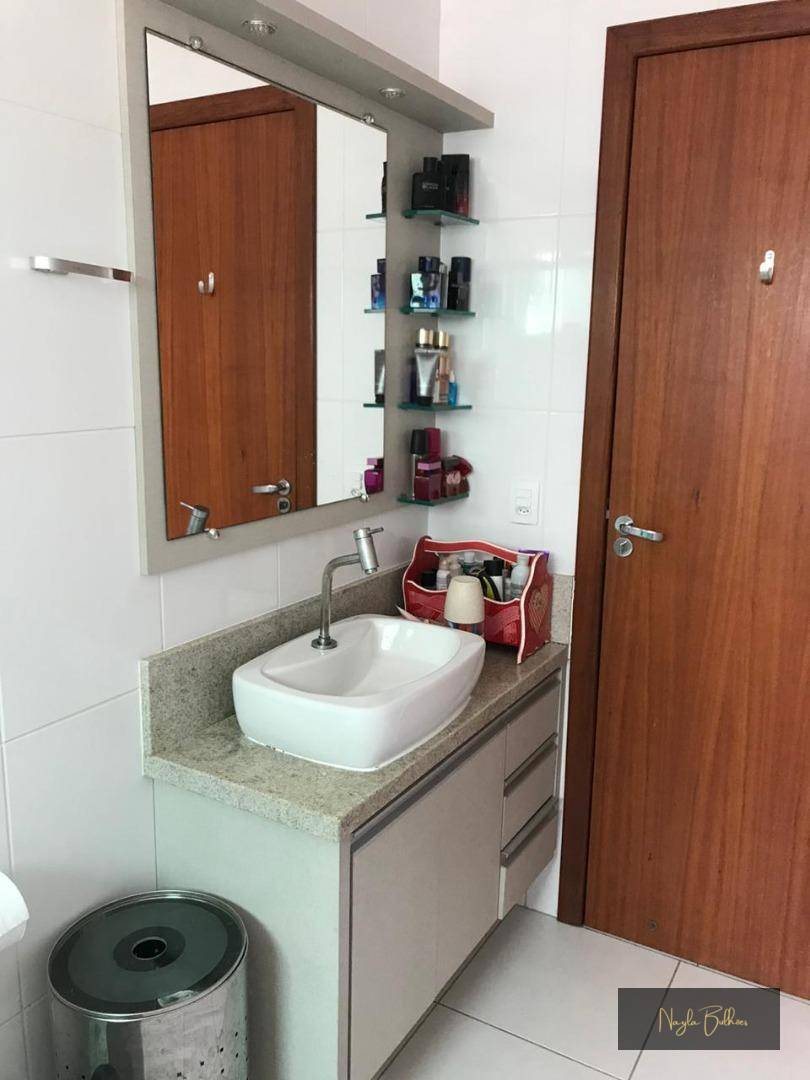 Apartamento à venda com 2 quartos, 64m² - Foto 9