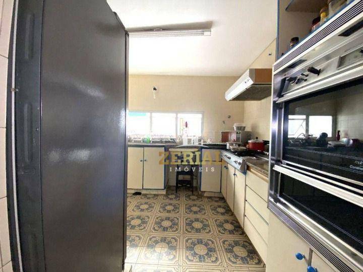 Sobrado à venda com 3 quartos, 359m² - Foto 12