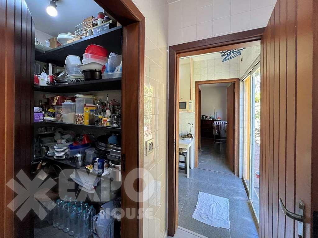 Casa à venda com 4 quartos, 1459m² - Foto 46