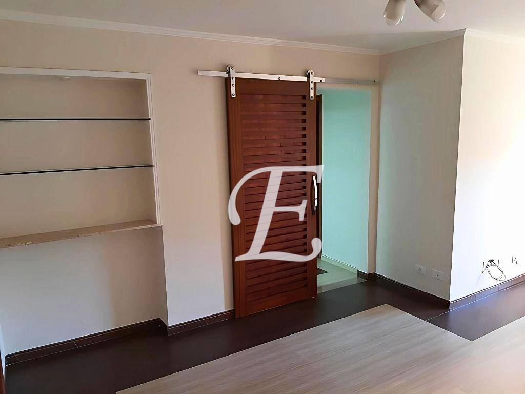 Apartamento à venda com 3 quartos, 93m² - Foto 4