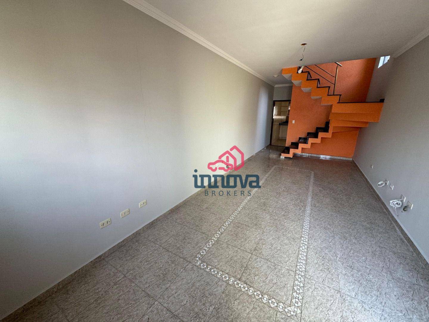 Sobrado à venda com 3 quartos, 125m² - Foto 2